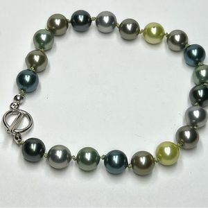4/$15 toggle beaded bracelet